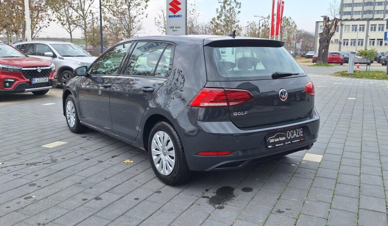 Volkswagen Golf full