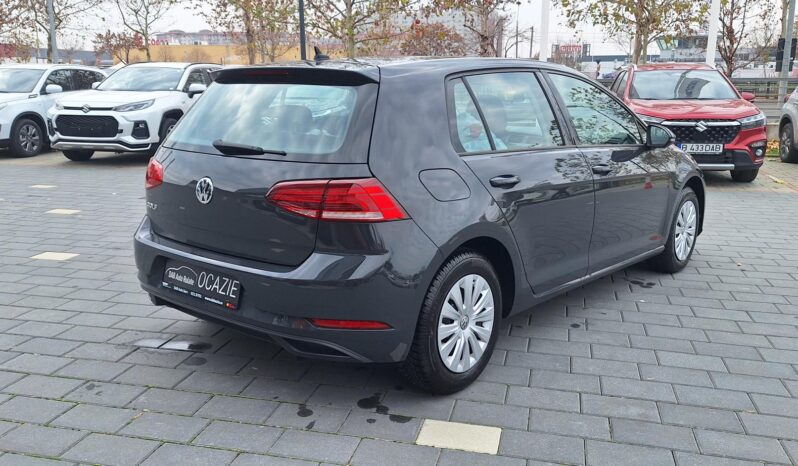 Volkswagen Golf full