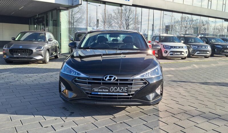 Hyundai Elantra full