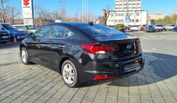 Hyundai Elantra full