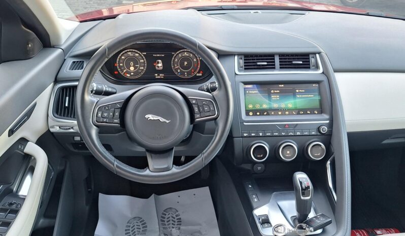 Jaguar E-Pace full