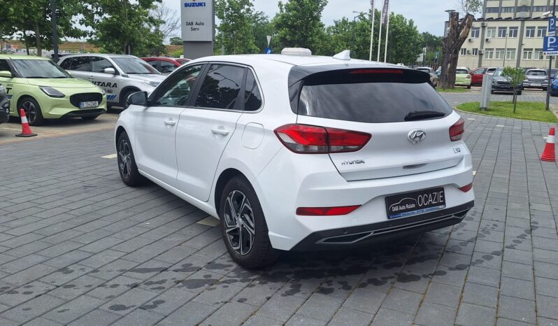 Hyundai I 30 full