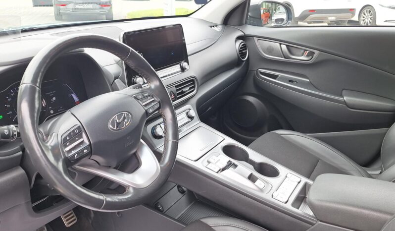 Hyundai Kona full