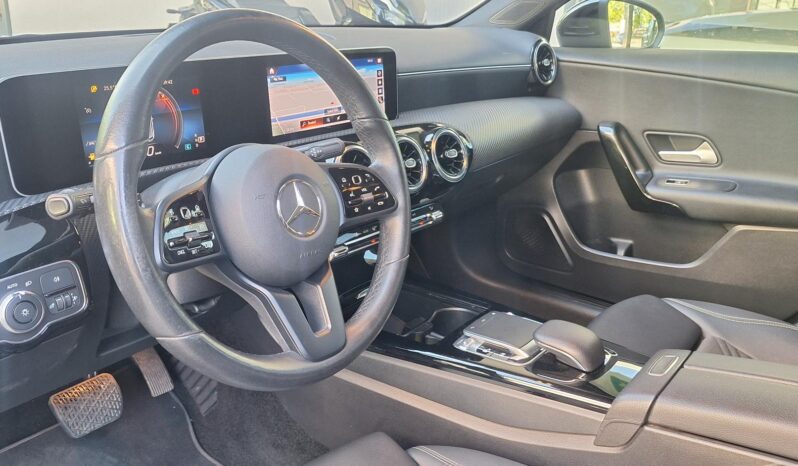Mercedes-Benz A 180 full