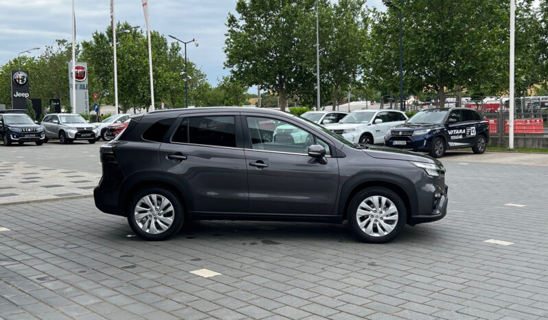 Suzuki S-Cross full