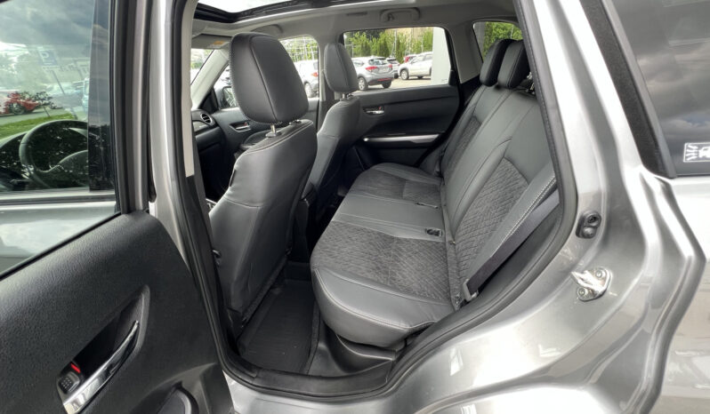 Suzuki Vitara full